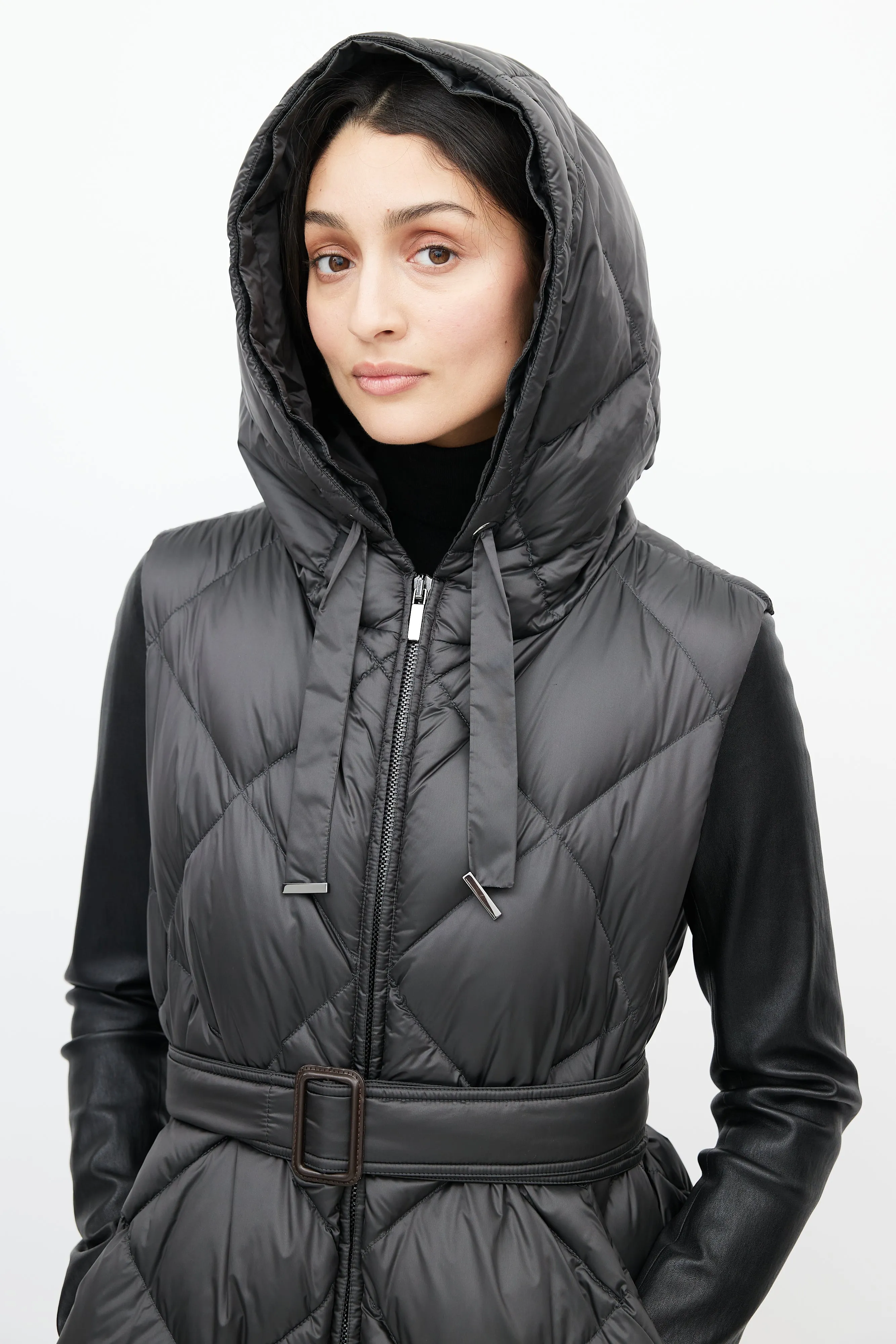 Black Hooded The Cube Tregil Quilted Gilet