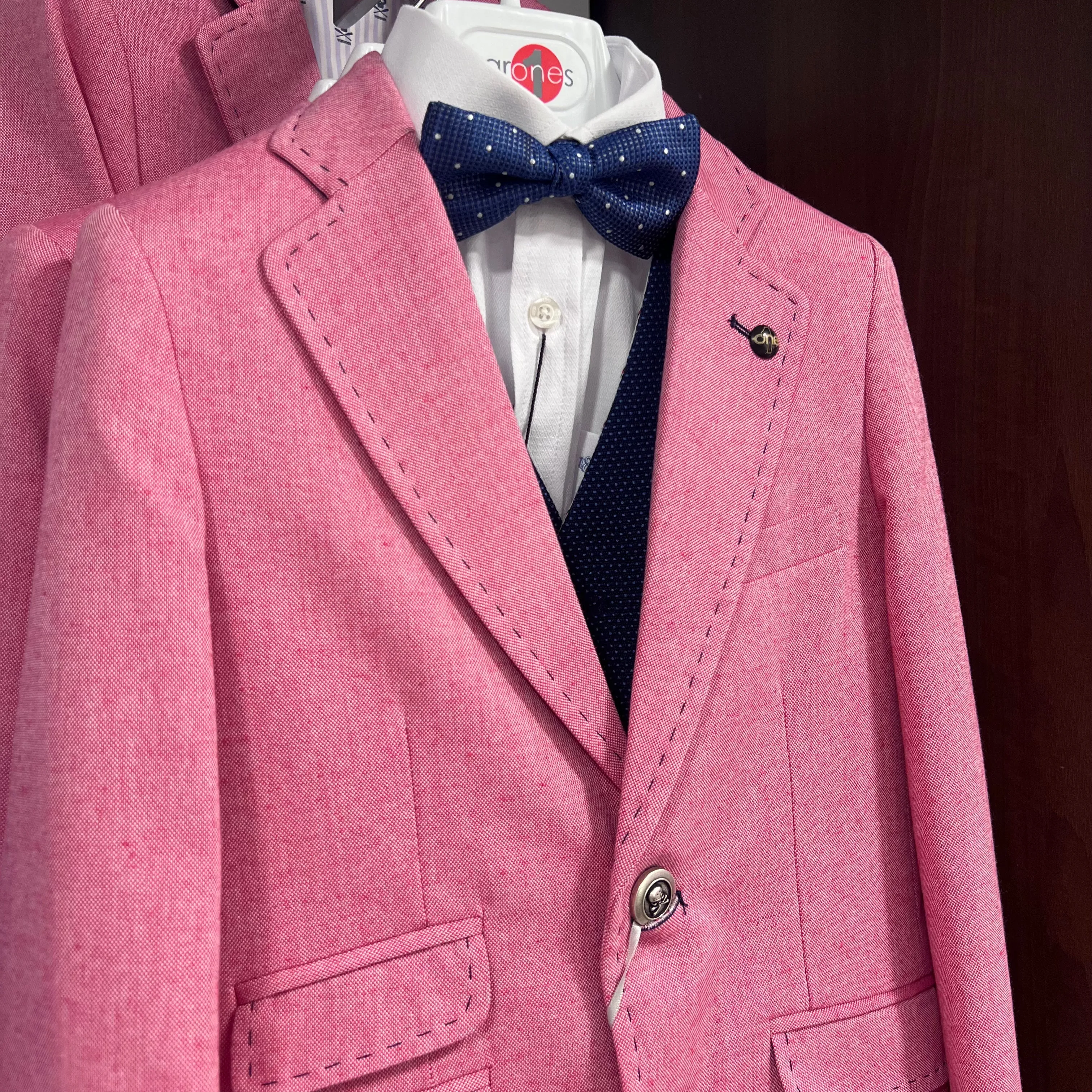 One Varones Boys Pale Red Blazer